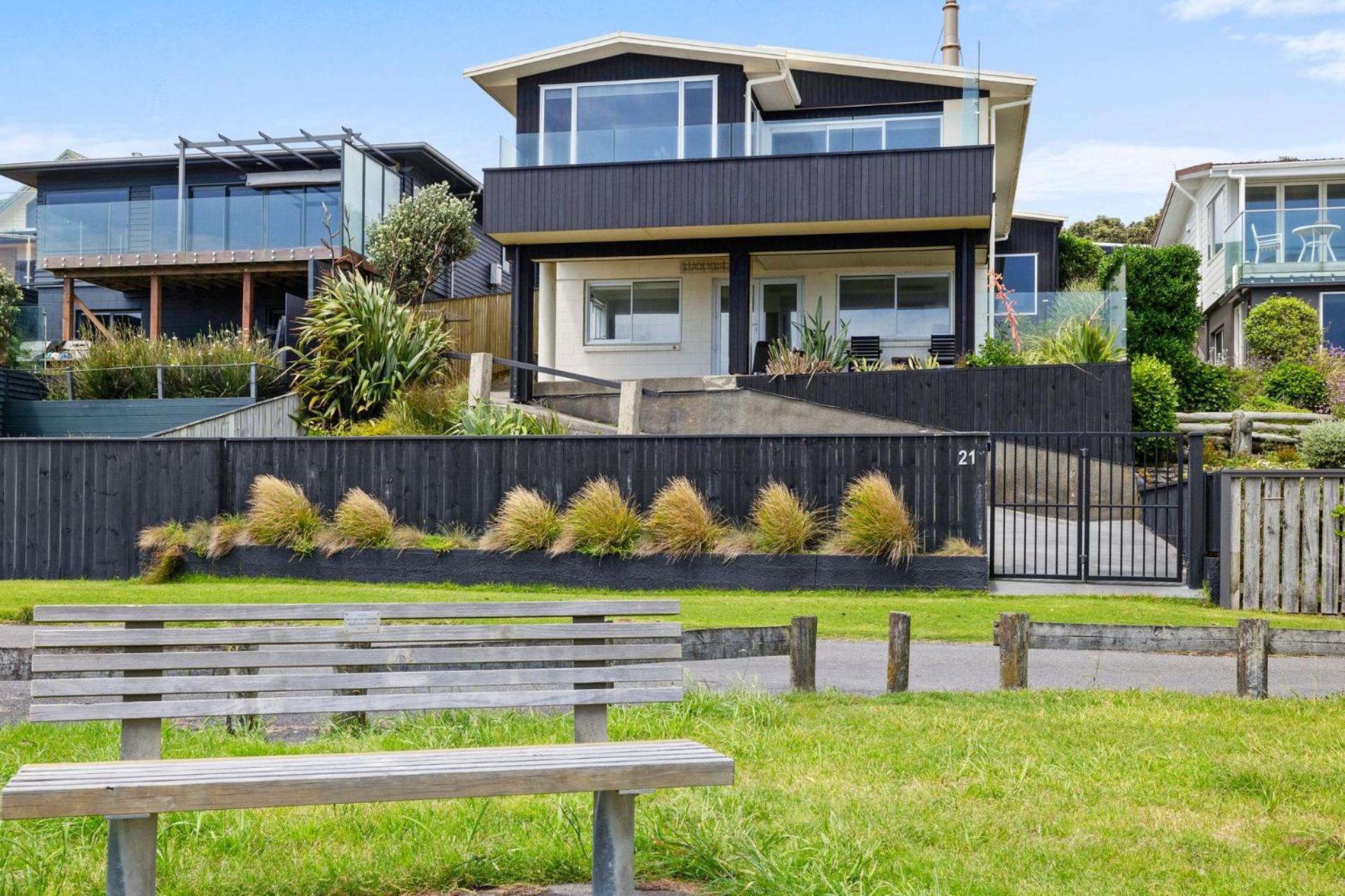 Wow On Wanaka Bay Daire New Plymouth Dış mekan fotoğraf